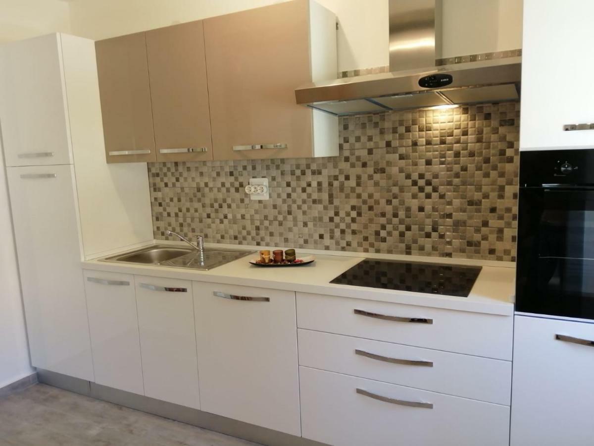 Apartman Marta Подстрана Екстер'єр фото